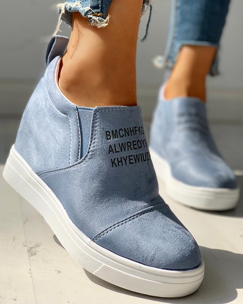 Outlet26 Suede Letter Pattern Casual Sneakers blue