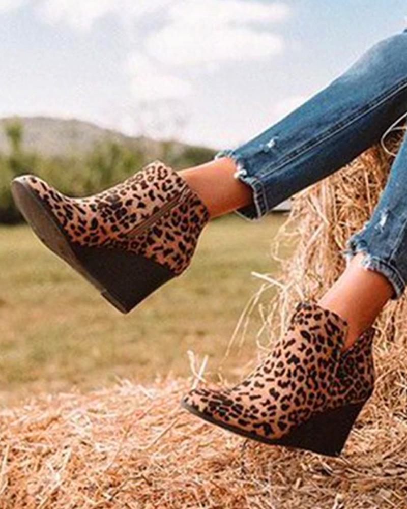 Outlet26 Faux Suede Side Zip Wedge Boots Leopard