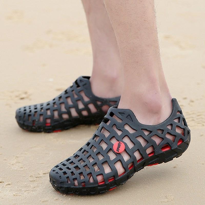 Men's hole shoes, beach shoes, sandals