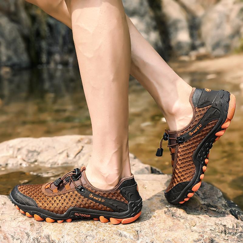 Men's Hollow Mesh Outdoor Hiking Breathable Shoes