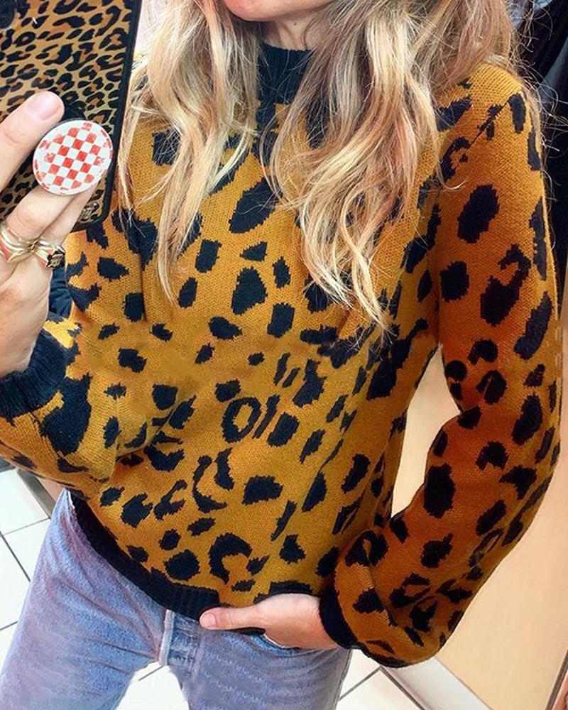 Round Neck Leopard Print Sweater