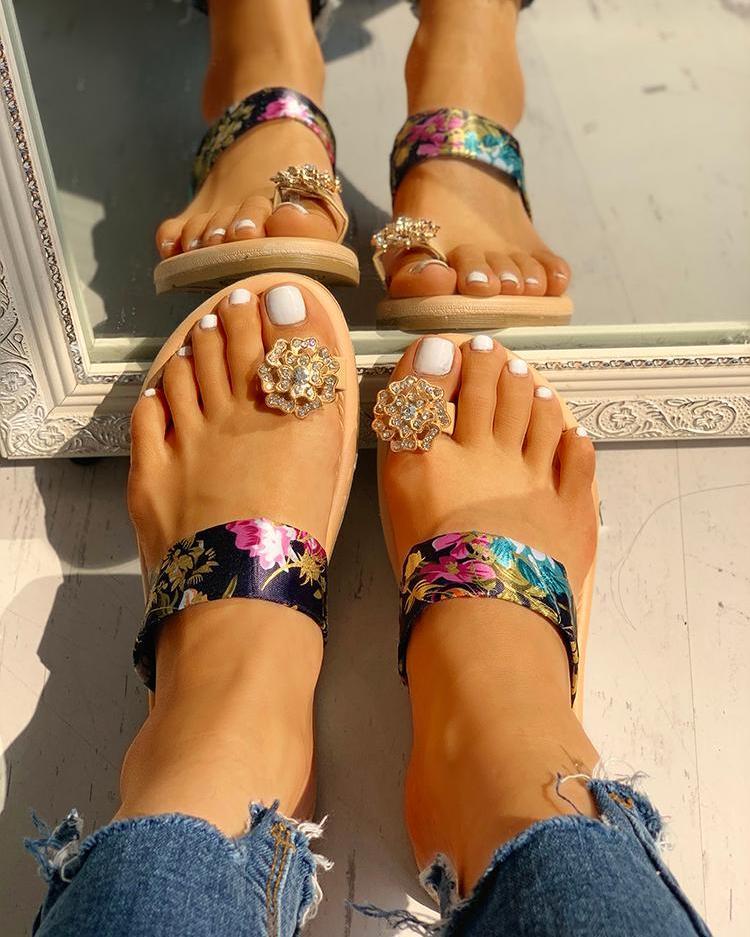 Floral Studded Toe Ring Casual Sandals
