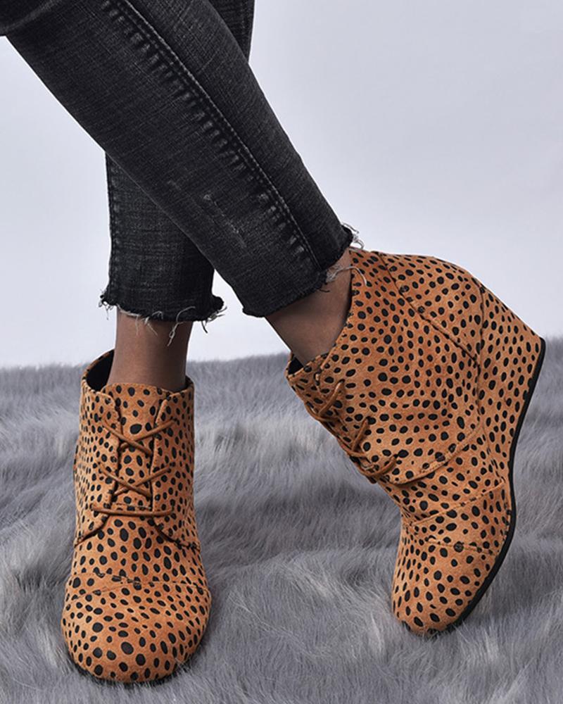 Outlet26 Faux Leather Lace-Up Wedge Boots Leopard