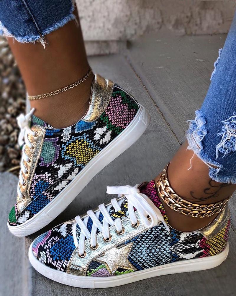 Outlet26 Snakeskin Star Design Lace-Up Sneakers Multicolor