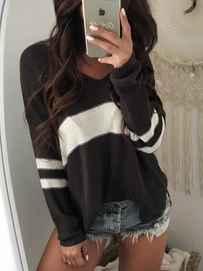 Contrast Stripes V Neck Casual Sweater