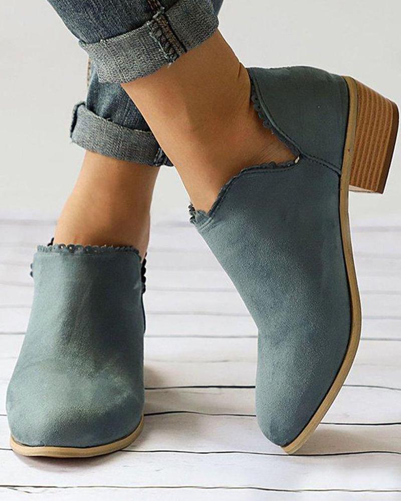 Outlet26 Solid Block Heel Ankle Bootie green