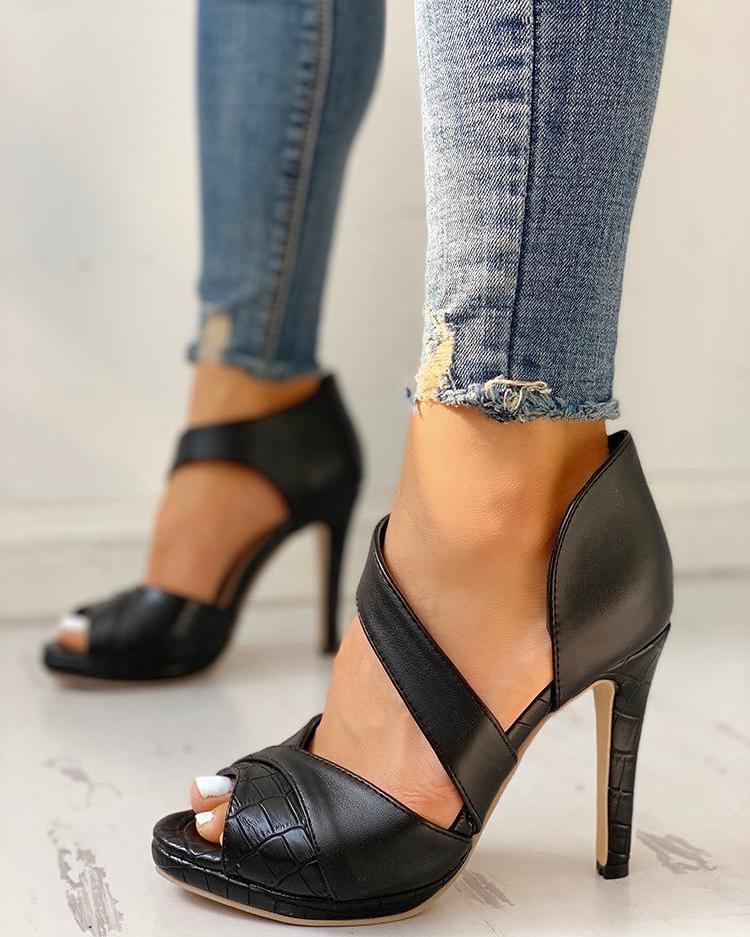 Outlet26 Peep Toe Cut Out Thin Heels black