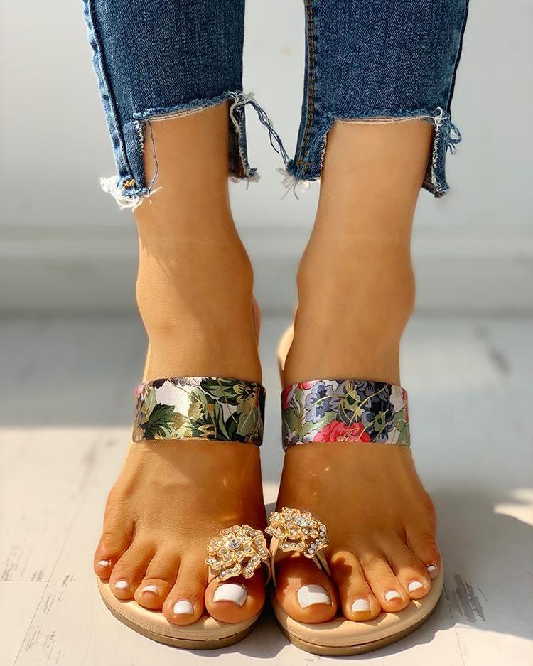 Floral Studded Toe Ring Casual Sandals