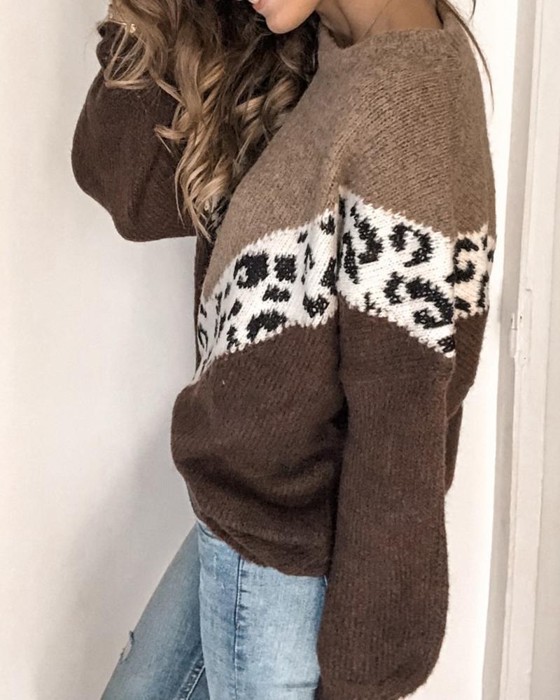 Round Neck Leopard Colorblock Insert Casual Sweater