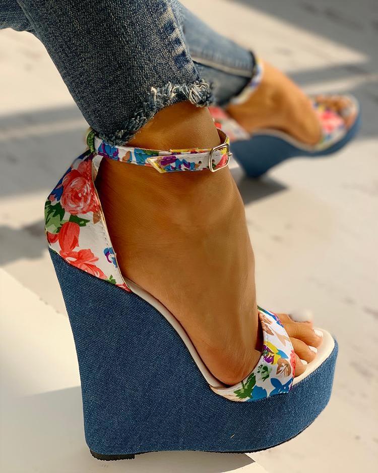Floral Peep-toe Platform Wedge Sandals