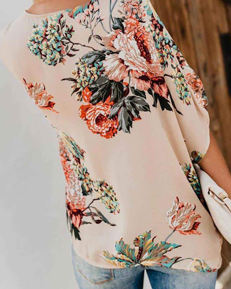 Floral Print Twisted Front Blouse