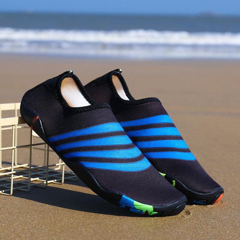Men's Large Size Fabric Multifunctional Casual Beach Water Shoes