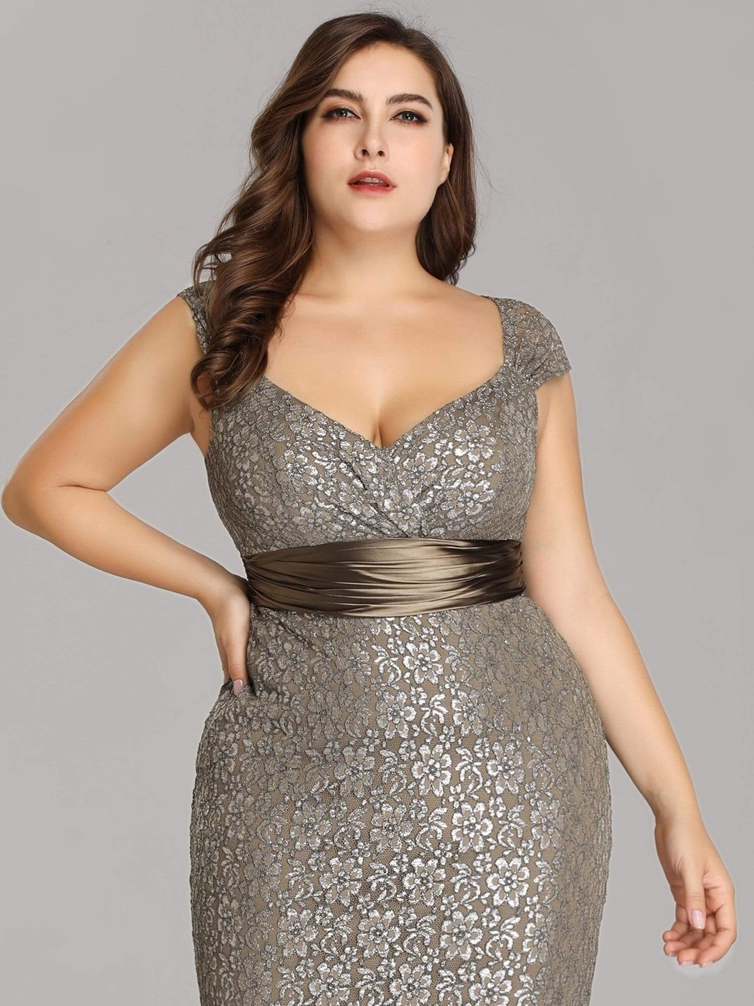 Plus Size Fishtail Evening Party Dresses for Women with Cap Sleeve