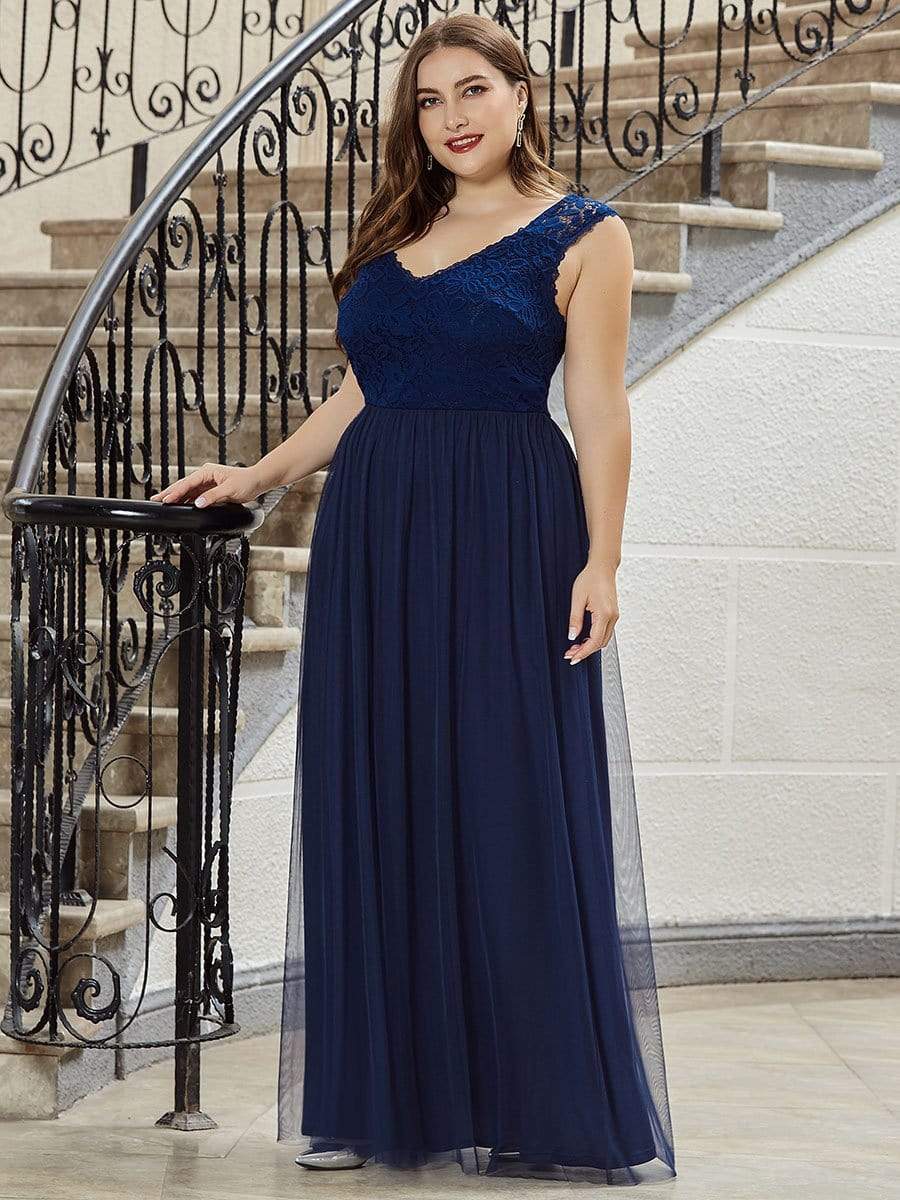 Plus Size Tulle Bridesmaid Dress With Lace Bodice