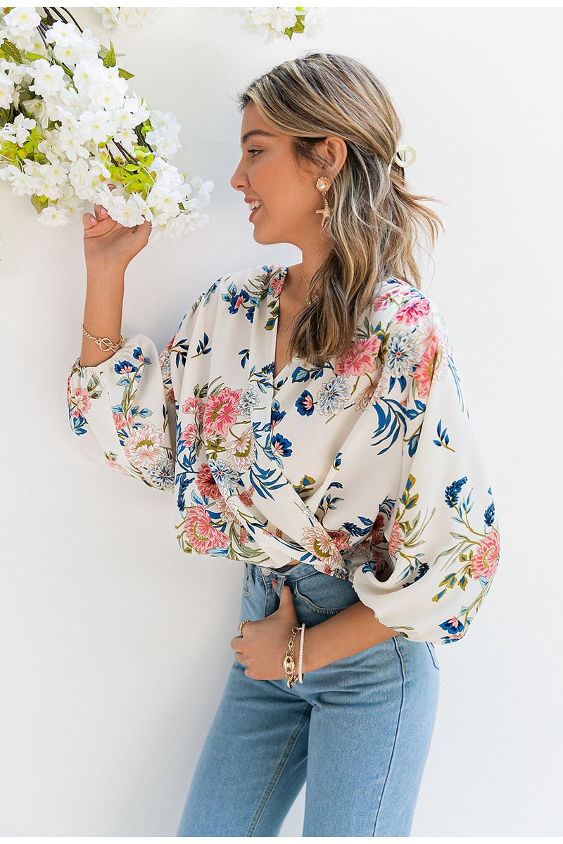 Casual printed women blouse Loose Summer puff sleeve V-neck floral